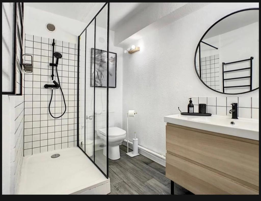 Studio Contemporain Avec Piscine Proche De La Mer Κάννες Εξωτερικό φωτογραφία